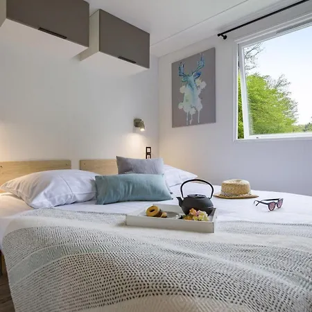 Kemping 5p 2bdrms 16110 *