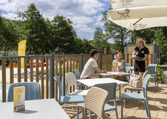 مكان تخييم 5p 2bdrms 16110 *